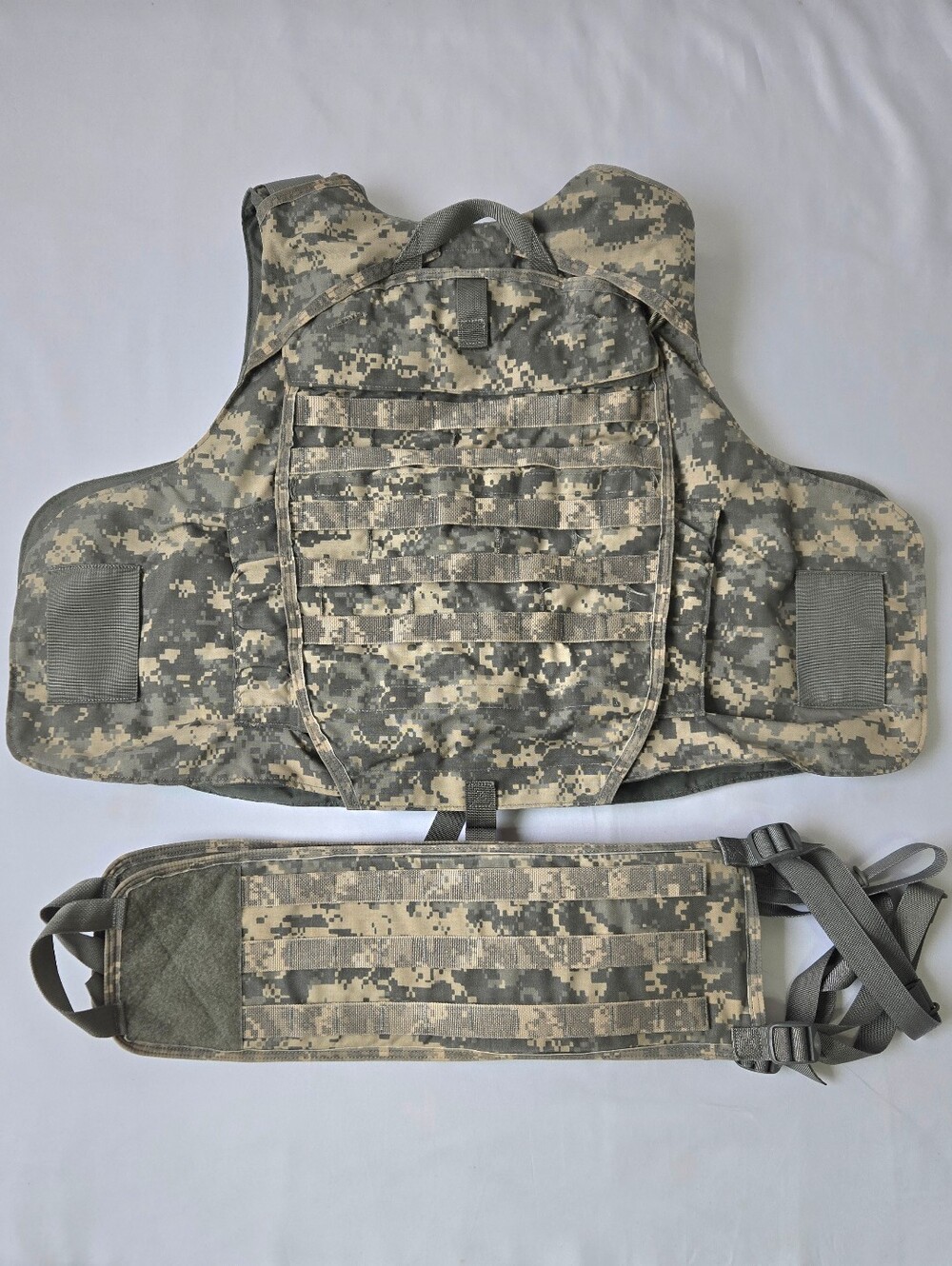US Military ACU Tactical MOLLE Vest Carrier System Digital Camo Quick Release